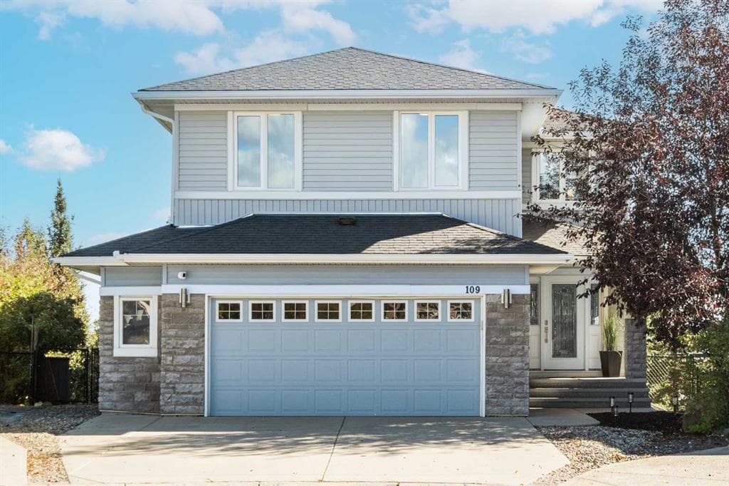 4-bed Detached for sale at 109 Drake Landing Cove, Okotoks