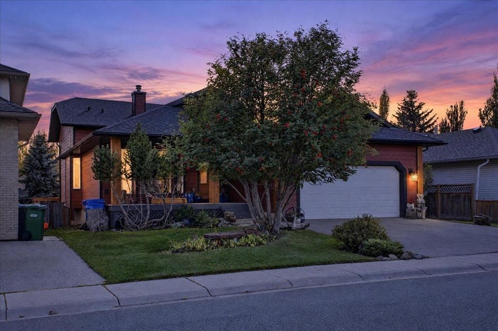 5 Sunset Crescent — photo 1