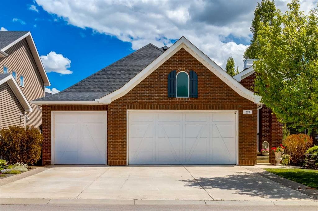 237 Aspenmere Circle — photo 1