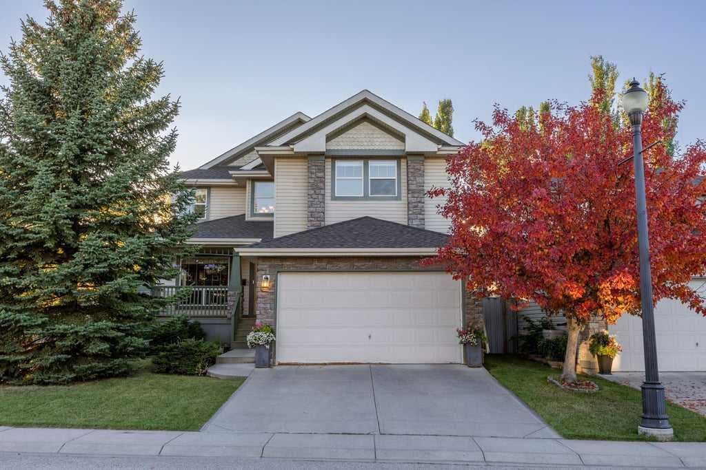 4-bed Detached for sale at 7 Springbank Mews SW, Calgary