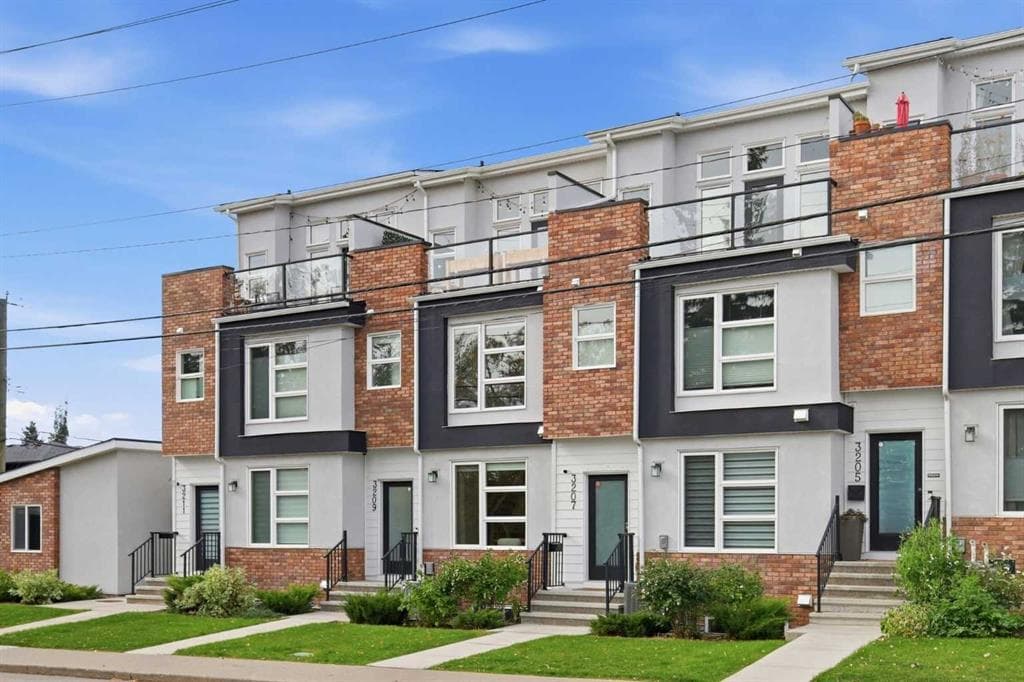 3209 16 Street SW — photo 1