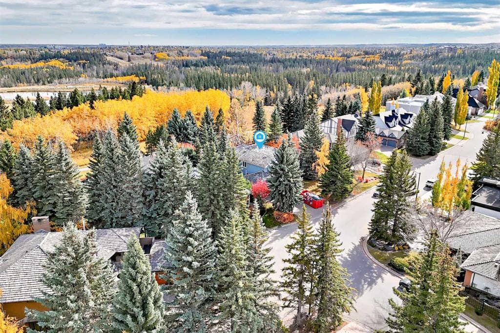 4-bed Detached for sale at 120 Woodacres Drive SW, Calgary