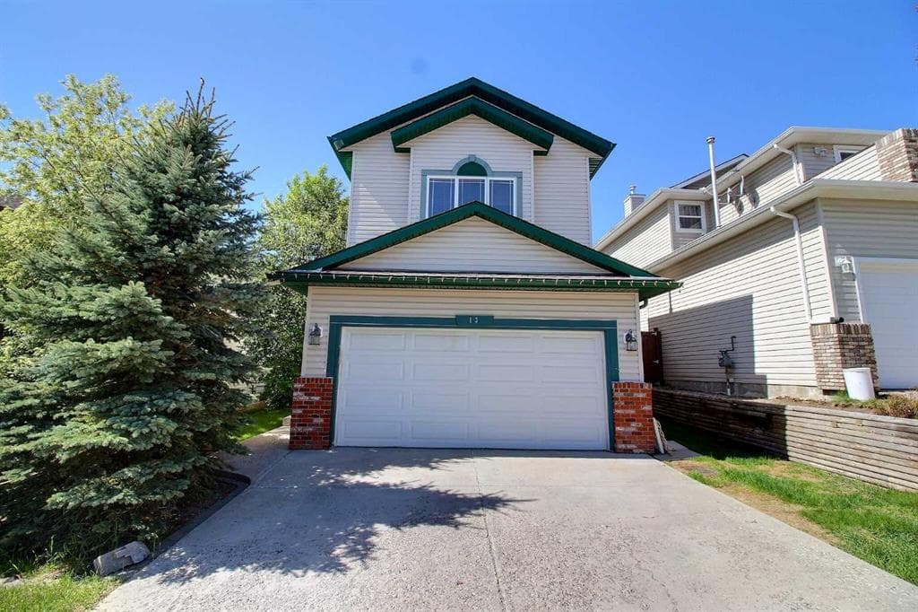 13 Bow Ridge Drive — photo 1